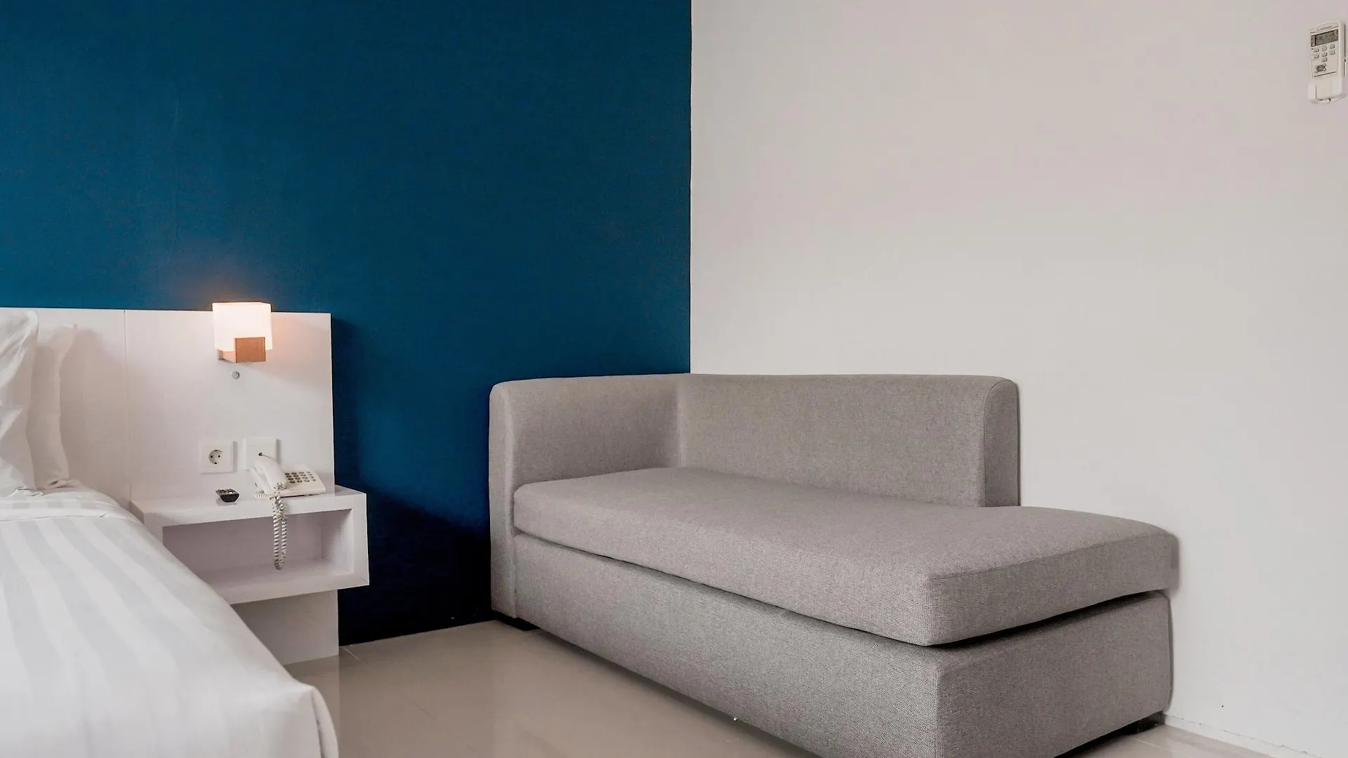 Cozy Stay Denpasar  Hotel